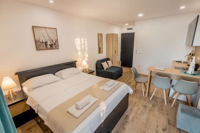 Проживание в семье SkyView apartments Кумбор-13