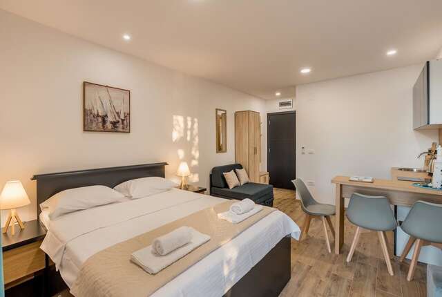 Проживание в семье SkyView apartments Кумбор-6